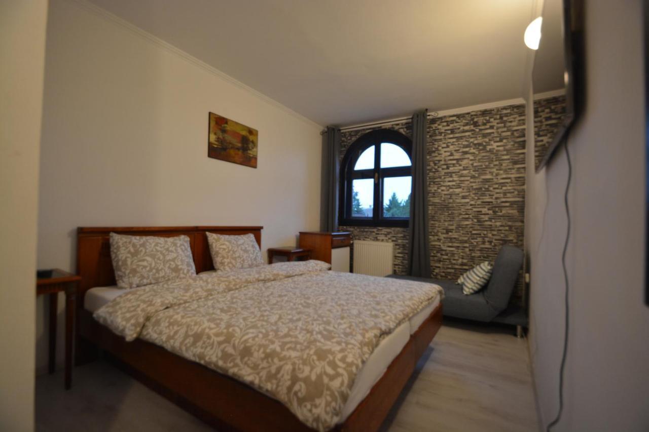 Gala - Guesthouse أرادايا المظهر الخارجي الصورة